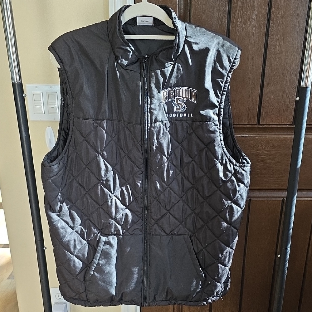 Brown University Men's Quilted Vest - Dark Gray